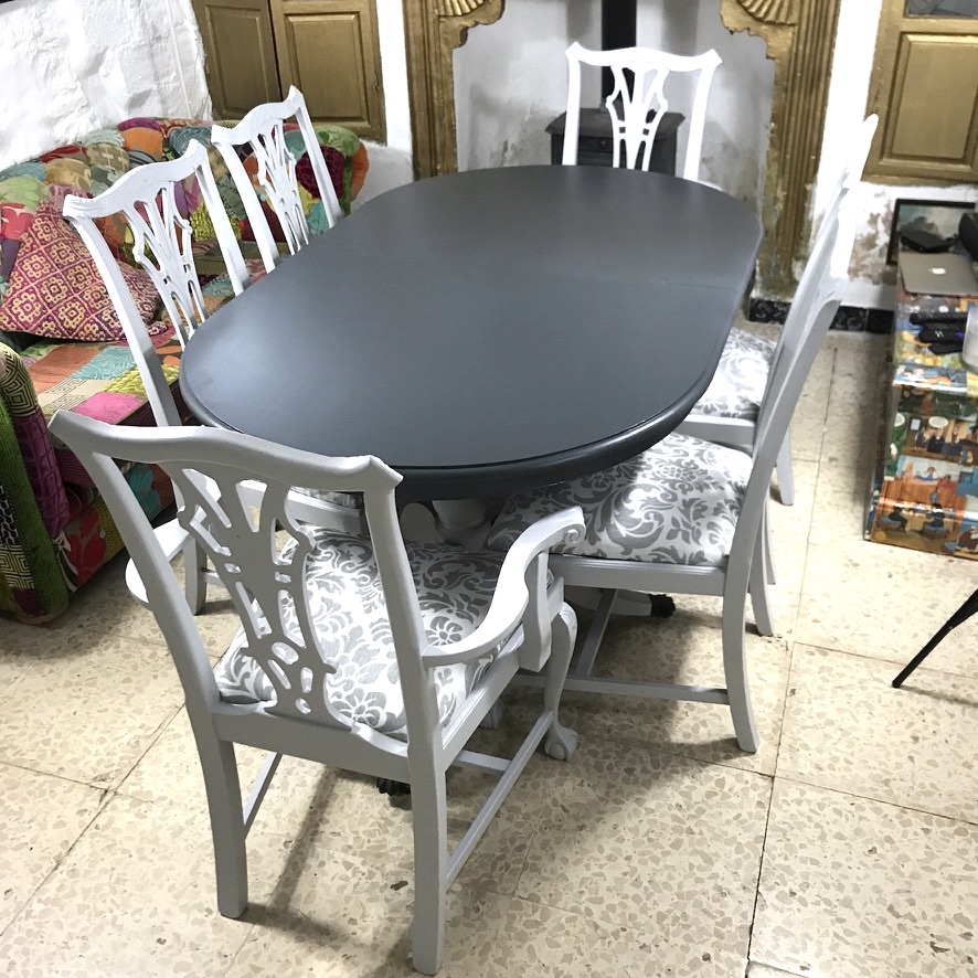 Dining Table & 6 Chairs in Grey - Image 4