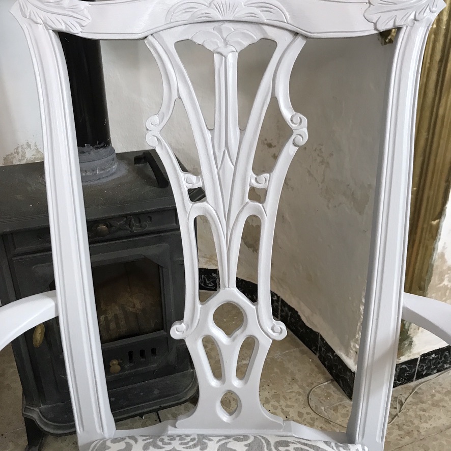 Dining Table & 6 Chairs in Grey - Image 9