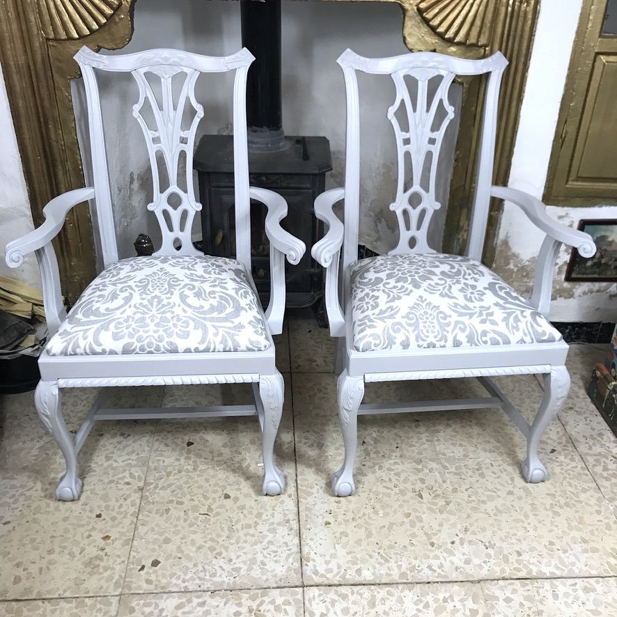 Dining Table & 6 Chairs in Grey - Image 2