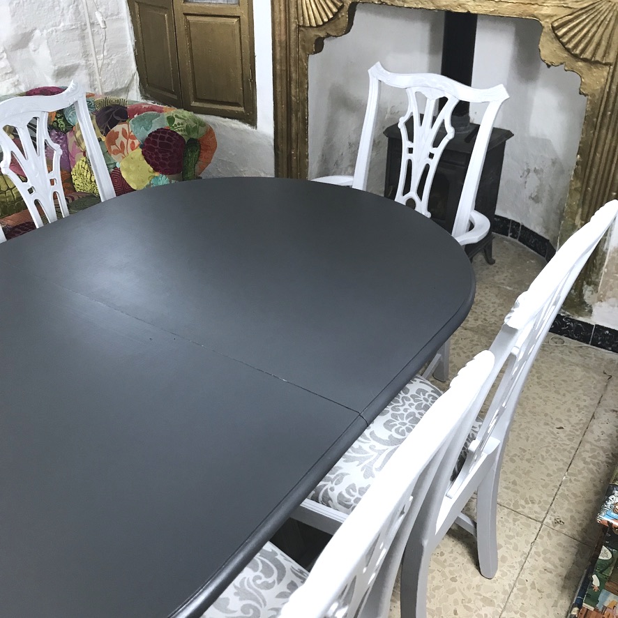 Dining Table & 6 Chairs in Grey - Image 6