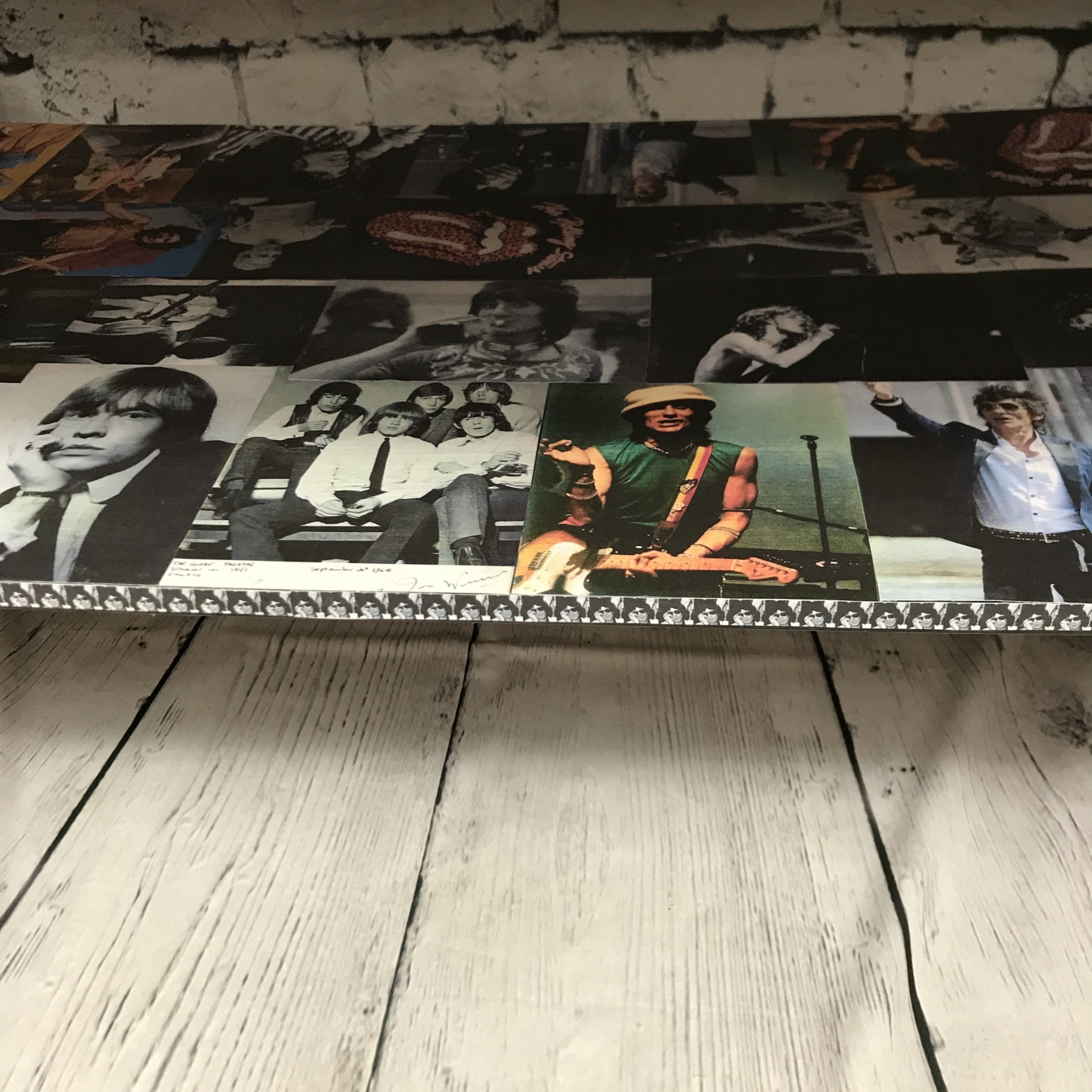 "Rolling Stones" Coffee Table - Image 4