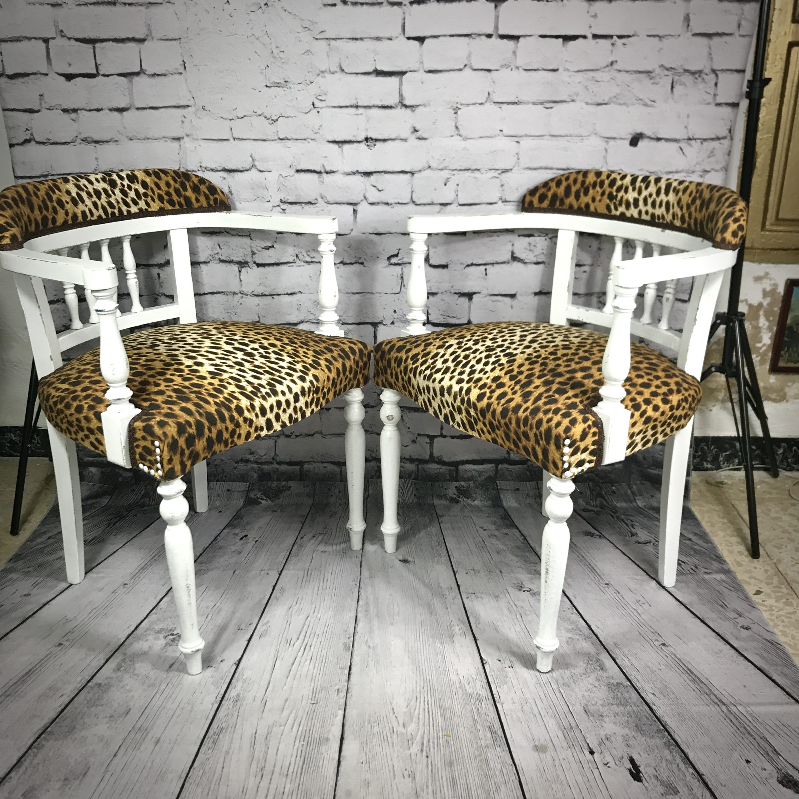 2 Leopard Print Carver Chairs - Image 4