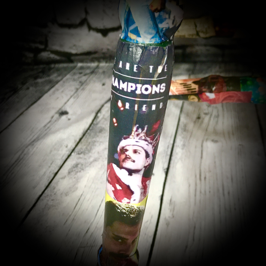 "Freddie Mercury" Chair - Image 8