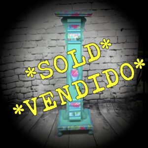 Pedestal Planter - with hidden storage