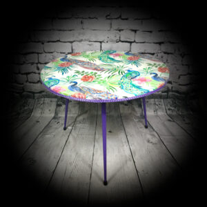 peacocks round table