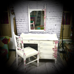 Shabby Chic Dressing Table Set