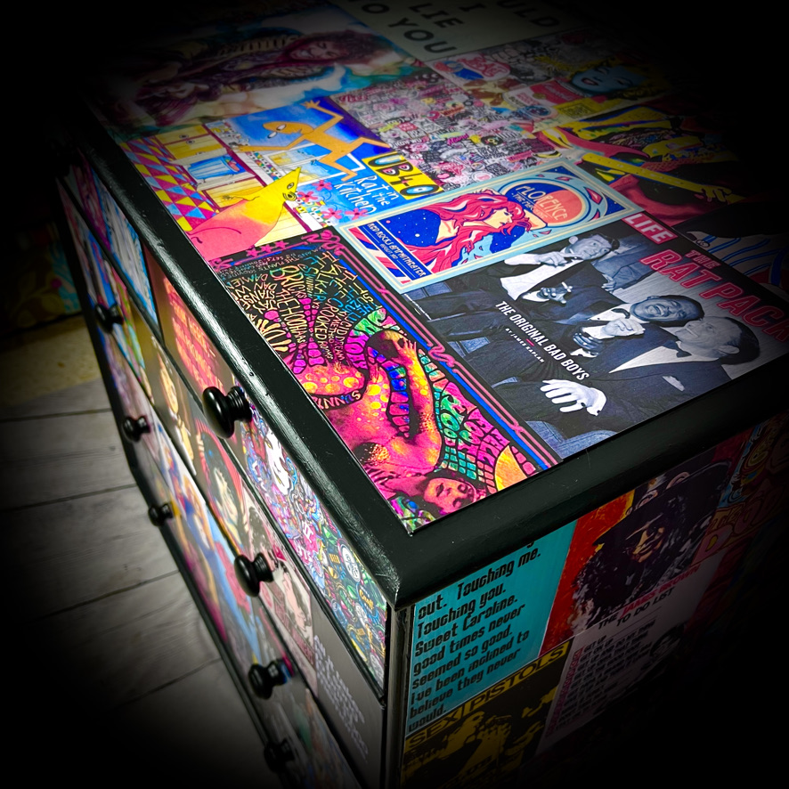 "Icons & Words" Chest of Drawers - Image 8