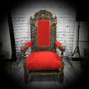 Red Throne Chair 221204