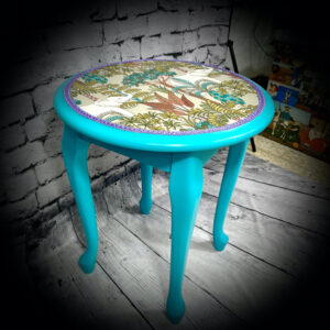 small circular side table 230123