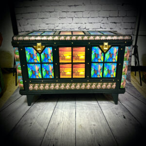 Giraffe trunk 230516