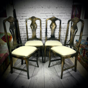 A Set of 6 Dining Chairs