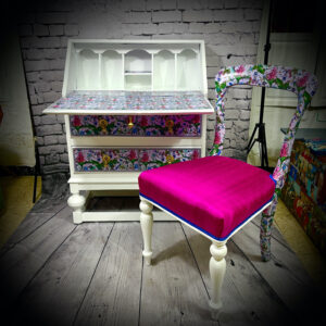 'Dragonfly' Desk & Chair 230704