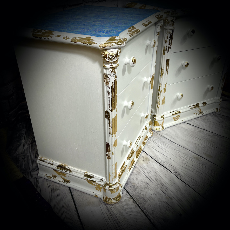 2 White Cabinets with Gold Leaf Decoration - Image 6