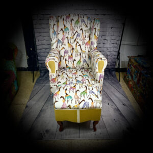 Giraffes Armchair and stool 240714