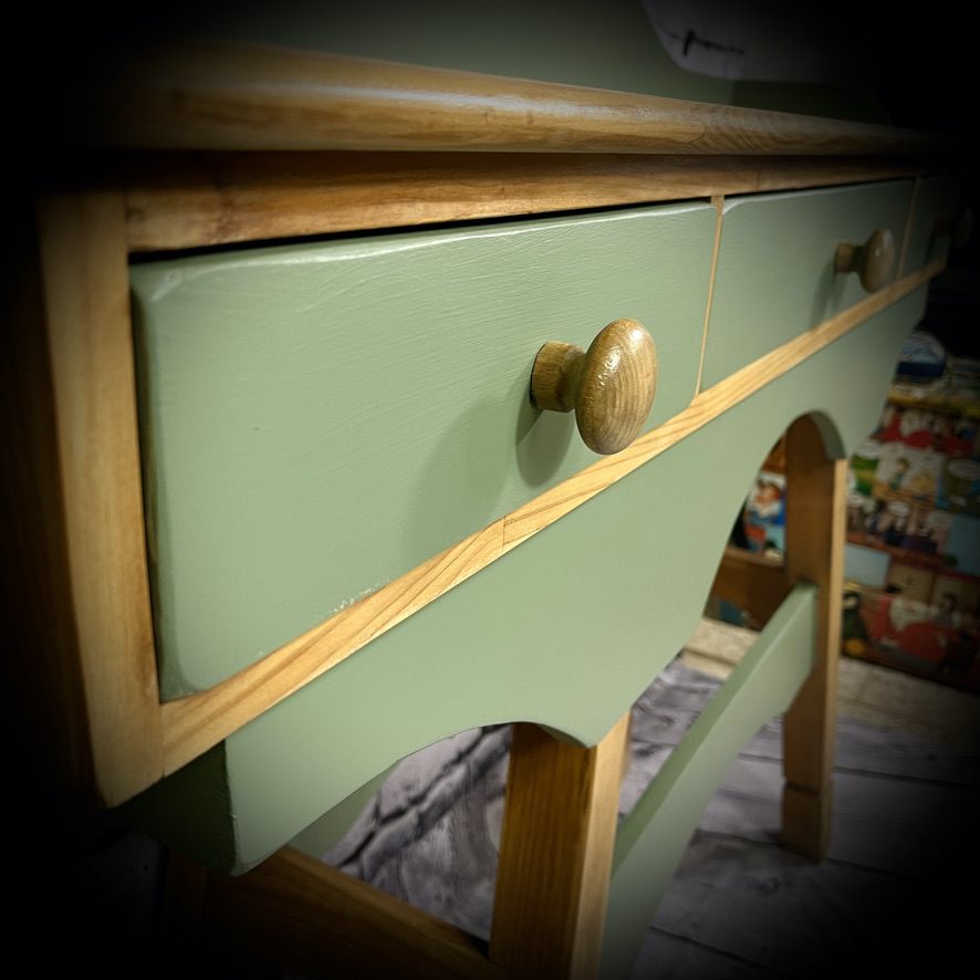 "Country House" Console Table - Image 2