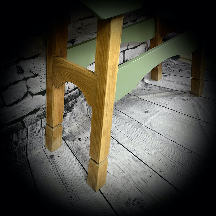 "Country House" Console Table - Image 6