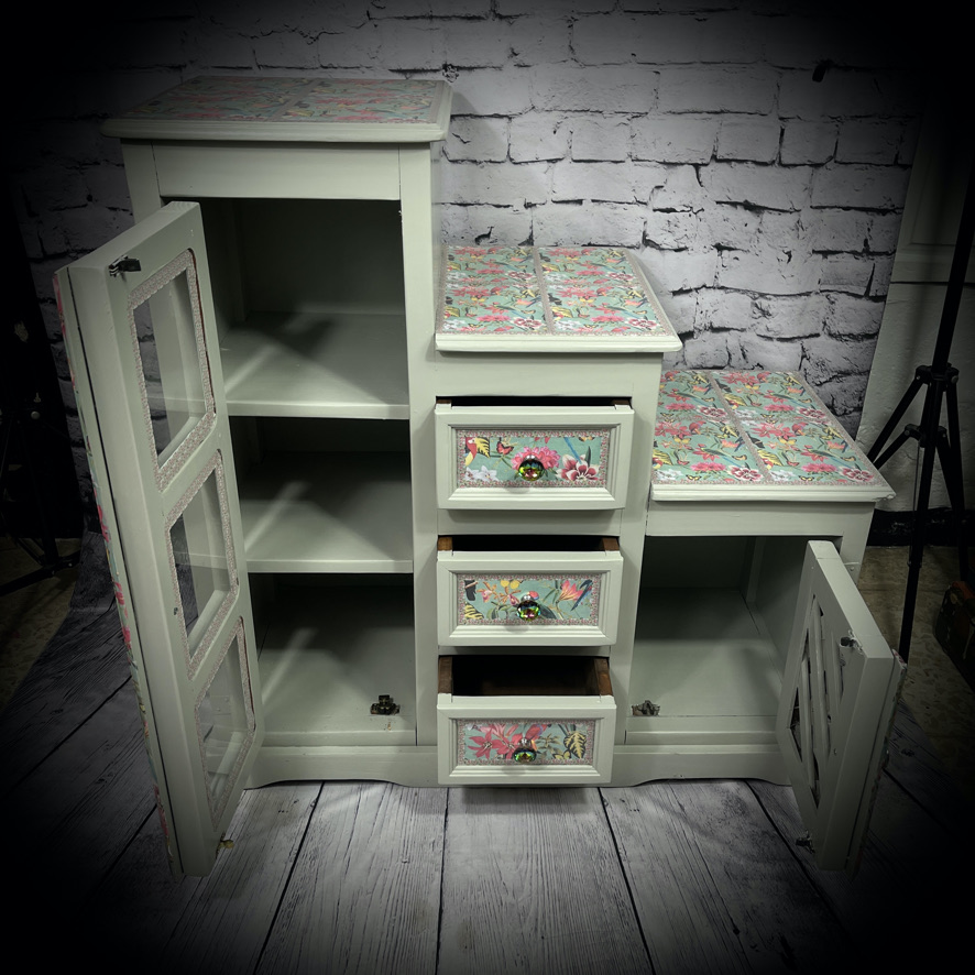 3 Level Cabinet in Grey and Tropical Mandala - Image 5