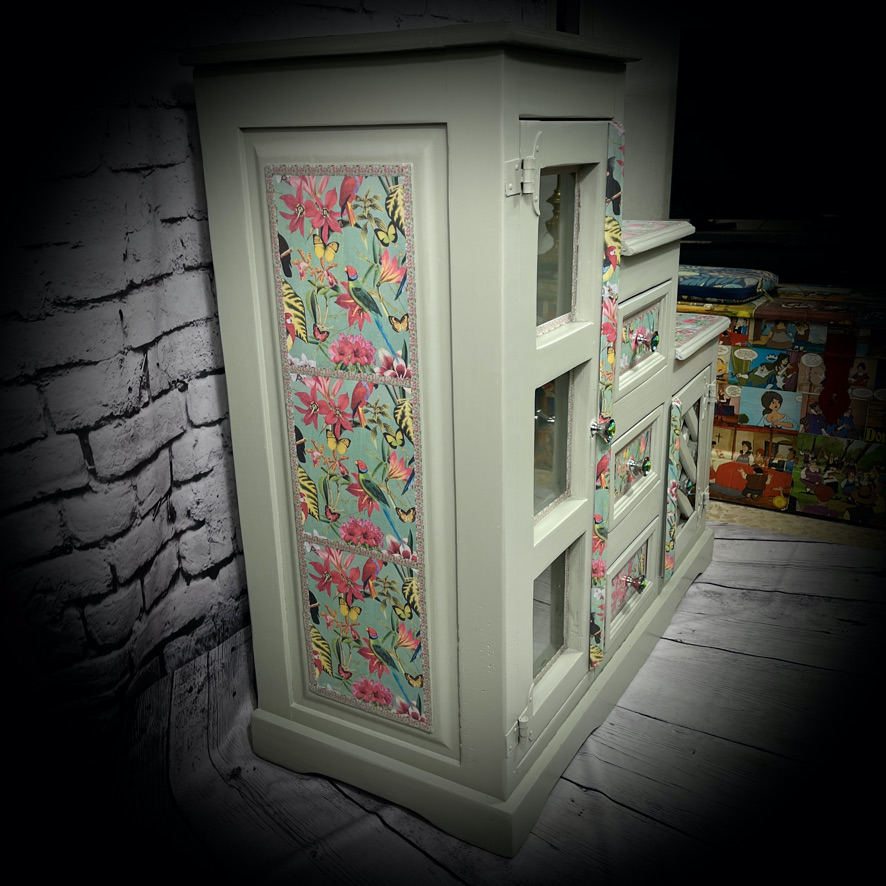3 Level Cabinet in Grey and Tropical Mandala - Image 4
