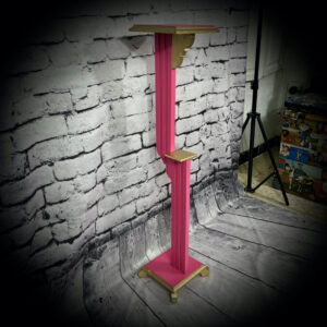 pink and gold stand 241217