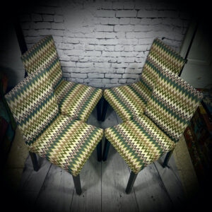 4 zigzag parsons chairs 250421