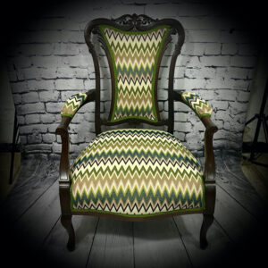 antique armchair 250409