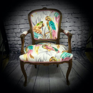 parrots Carver 250613