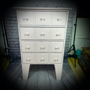 4 dr pale pink COD 251113