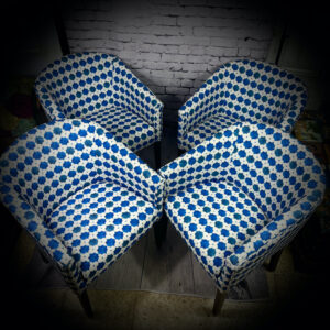 4 blue & white tub chairs 260312