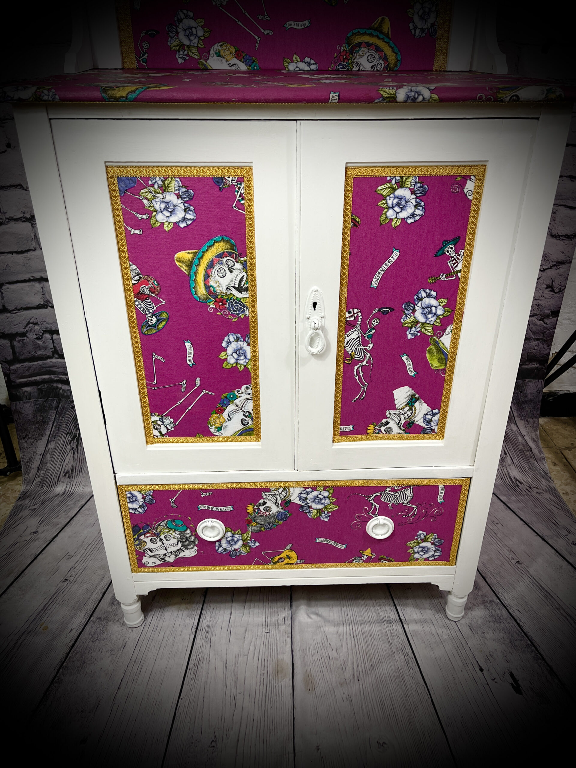 4 Piece "Day of The Dead" Bedroom Set - Image 7