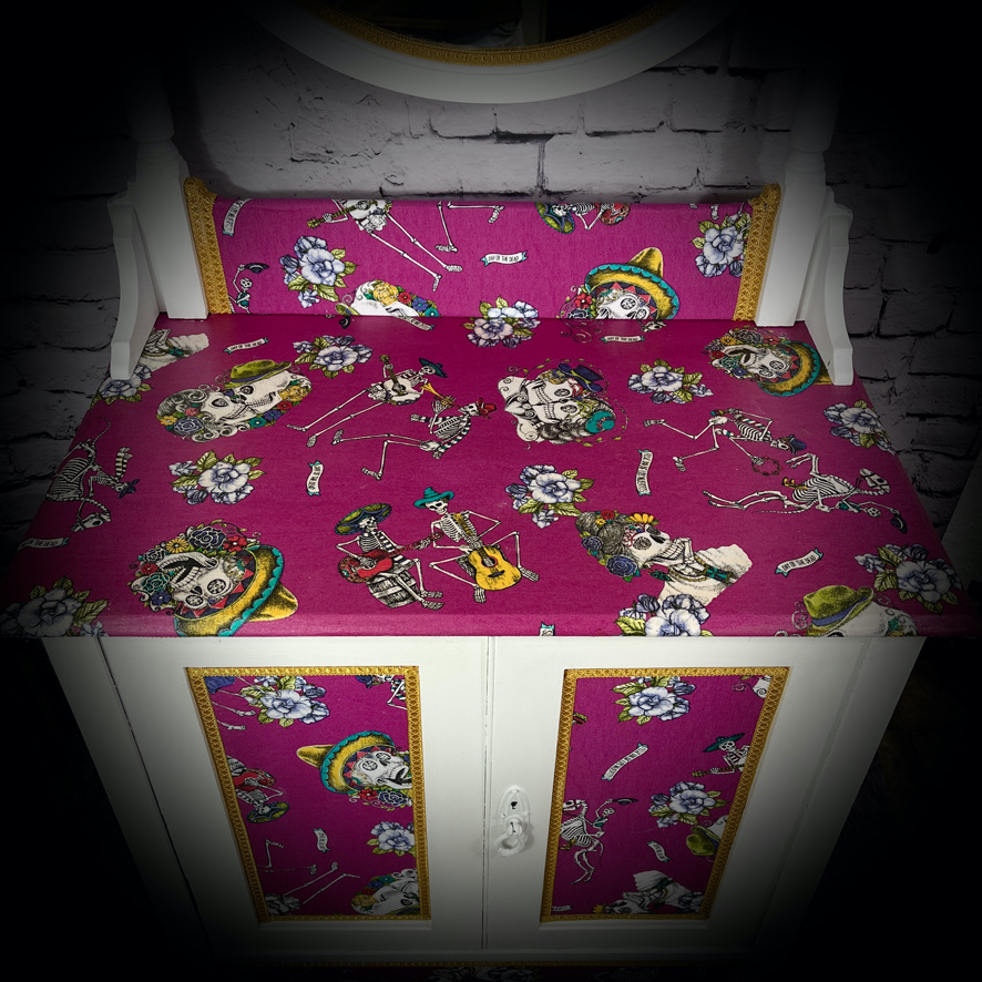 4 Piece "Day of The Dead" Bedroom Set - Image 6