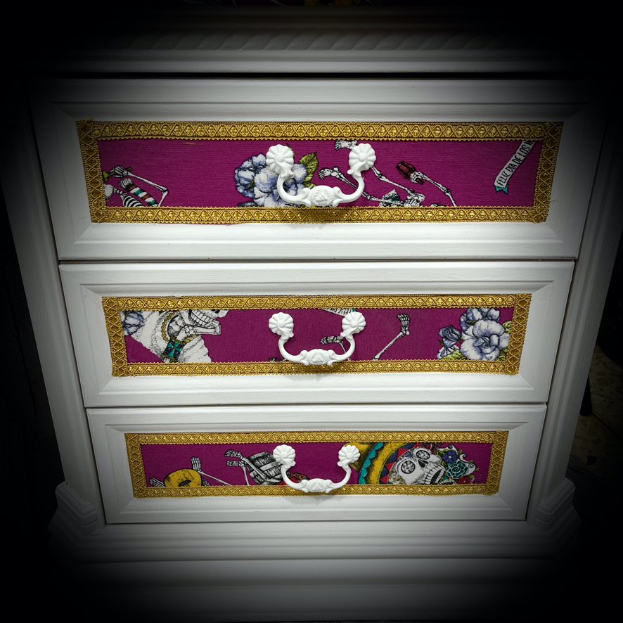 4 Piece "Day of The Dead" Bedroom Set - Image 2